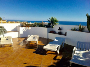 Penthouse with Private Roof terrace and jacuzzi